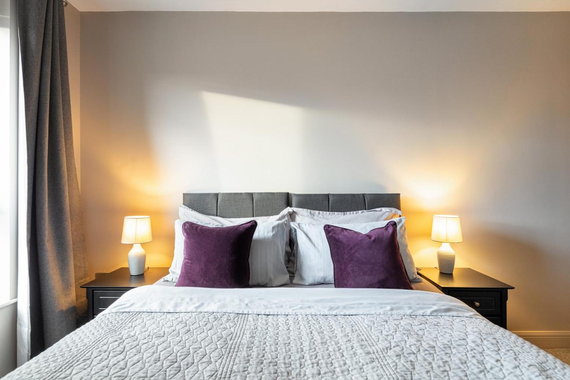 Excel, O2, Canary Wharf, London City Airport - Free Parking Eksteriør billede
